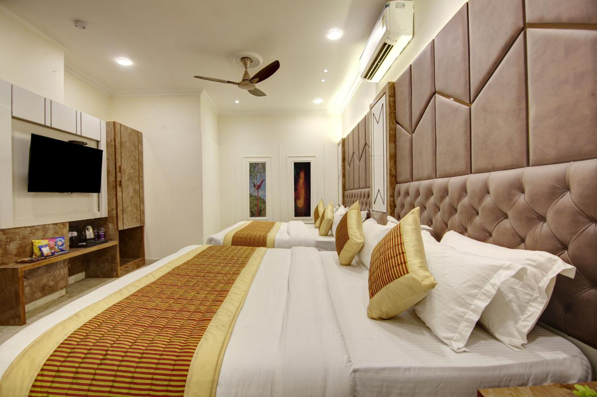 Bless Inn - Near Connaught Place Nové Dillí Exteriér fotografie