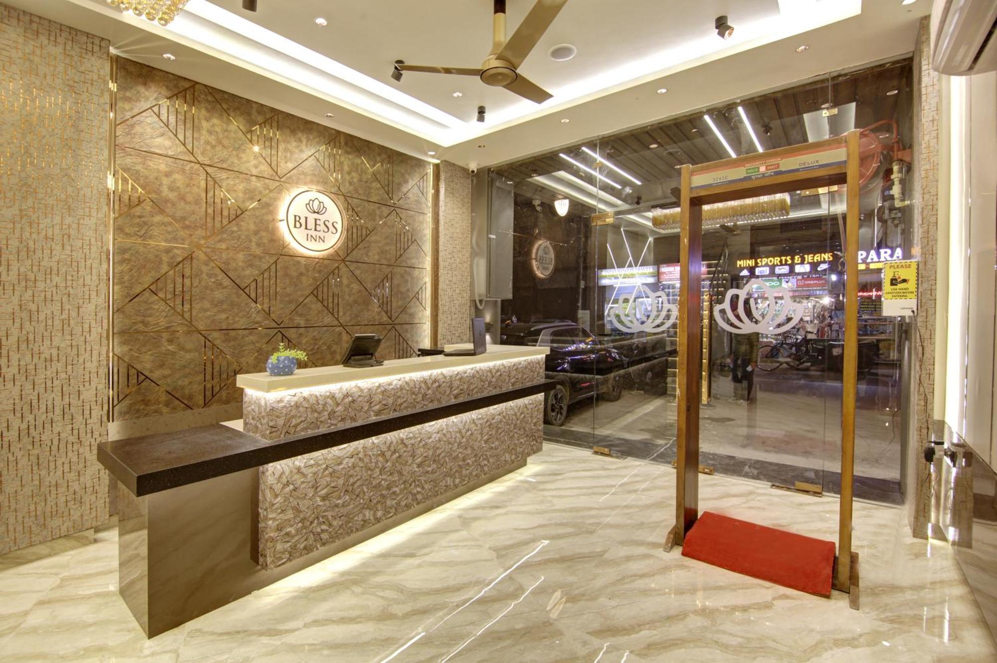Bless Inn - Near Connaught Place Nové Dillí Exteriér fotografie
