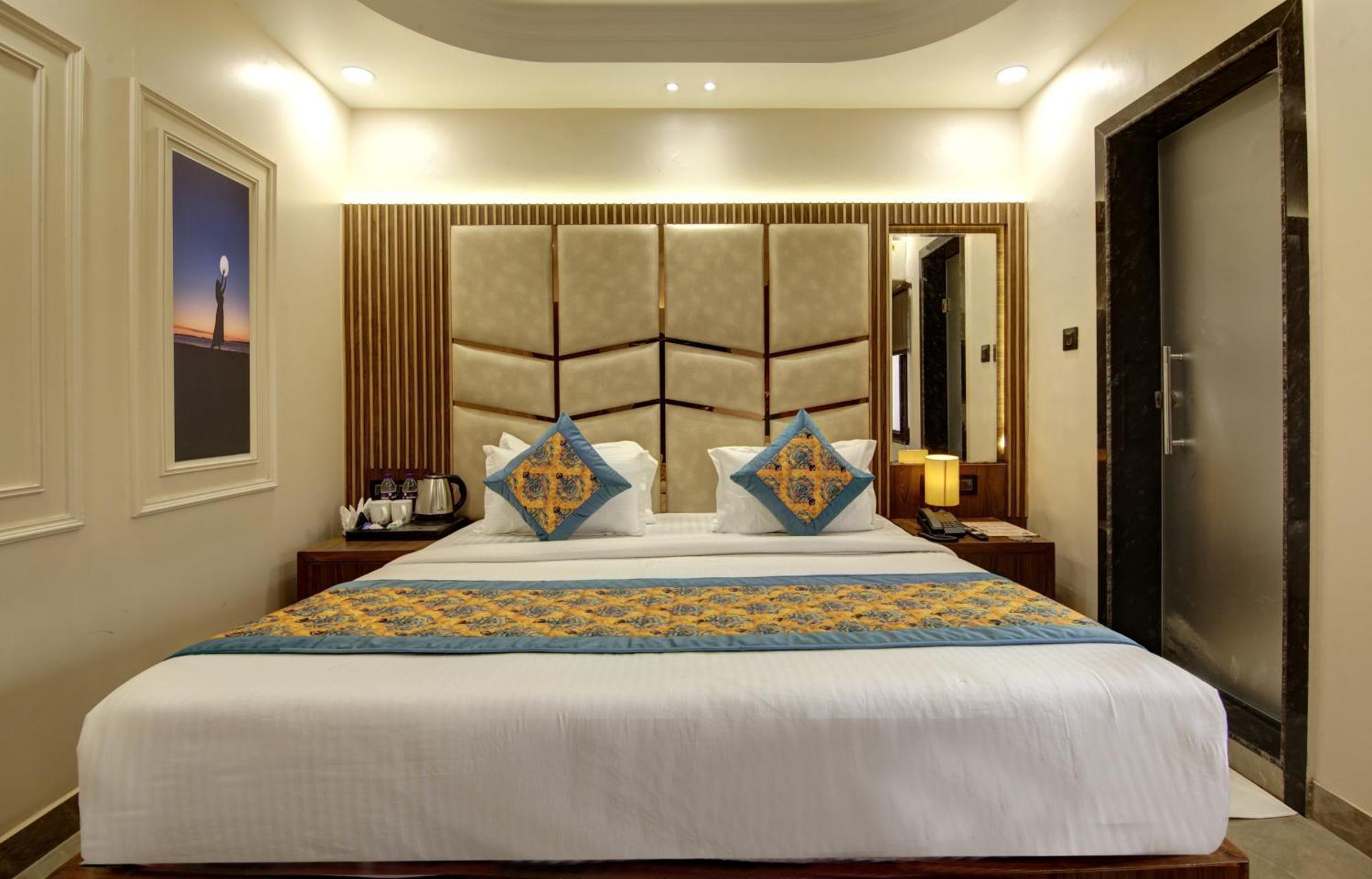 Bless Inn - Near Connaught Place Nové Dillí Exteriér fotografie